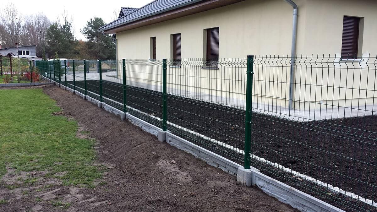 Montaż ogrodzeń panelowych